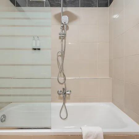 D16 - Gozsdu Garden - Location By Bqa Budapest